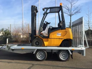 Baumaschinentransporter 3m / 3,5t gebremst