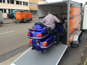 Motorrad Transport Komfort 3m / 2t gebremst