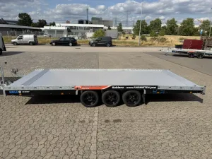 Autotransporter TRIDEM 5,4m / 3,5t gebremst